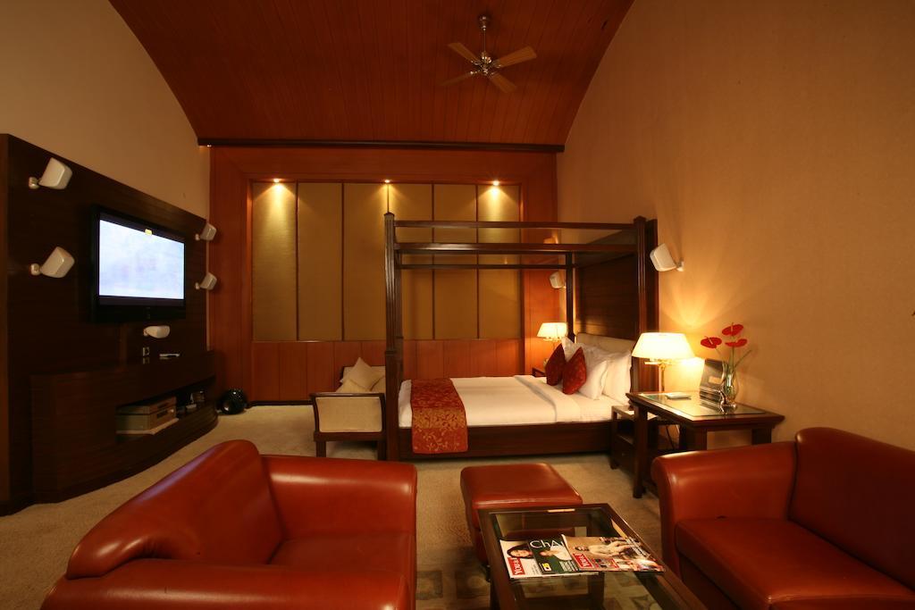 Oh Biz Premier At Leonia Hotel Hyderabad Exterior photo